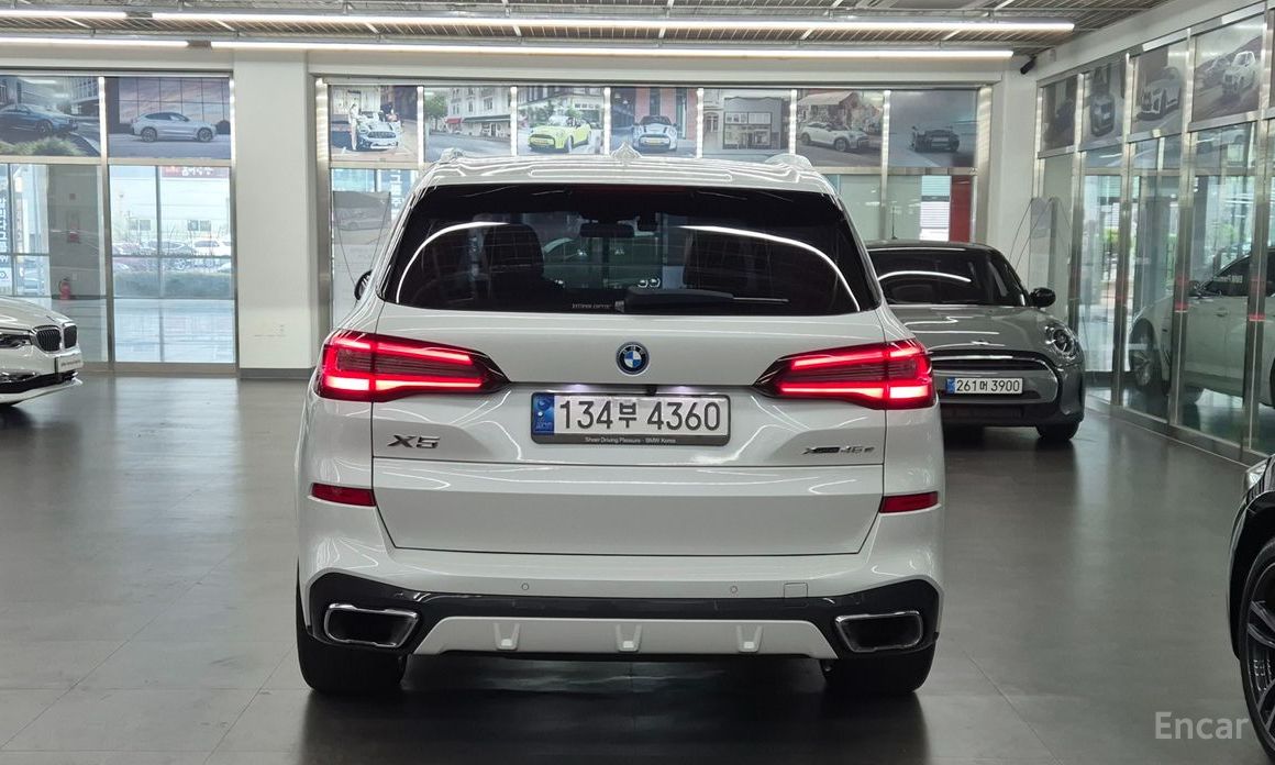 2022 BMW X5 IV (G05/G18) xDrive 45e M Sport с пробегом 83 850 км