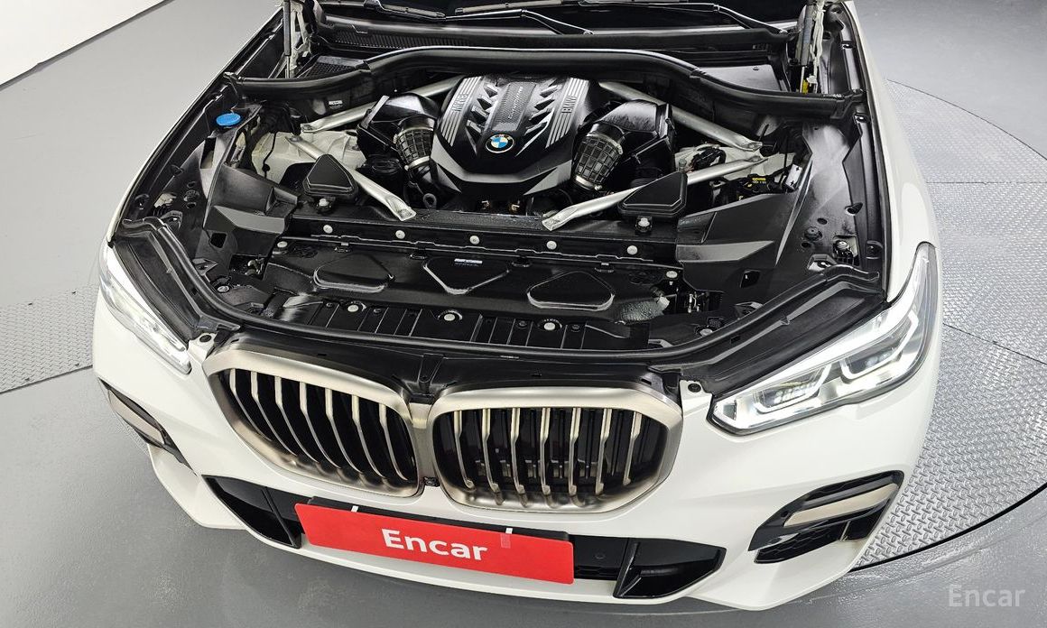 2022 BMW X5 IV (G05/G18) M50i с пробегом 63 031 км