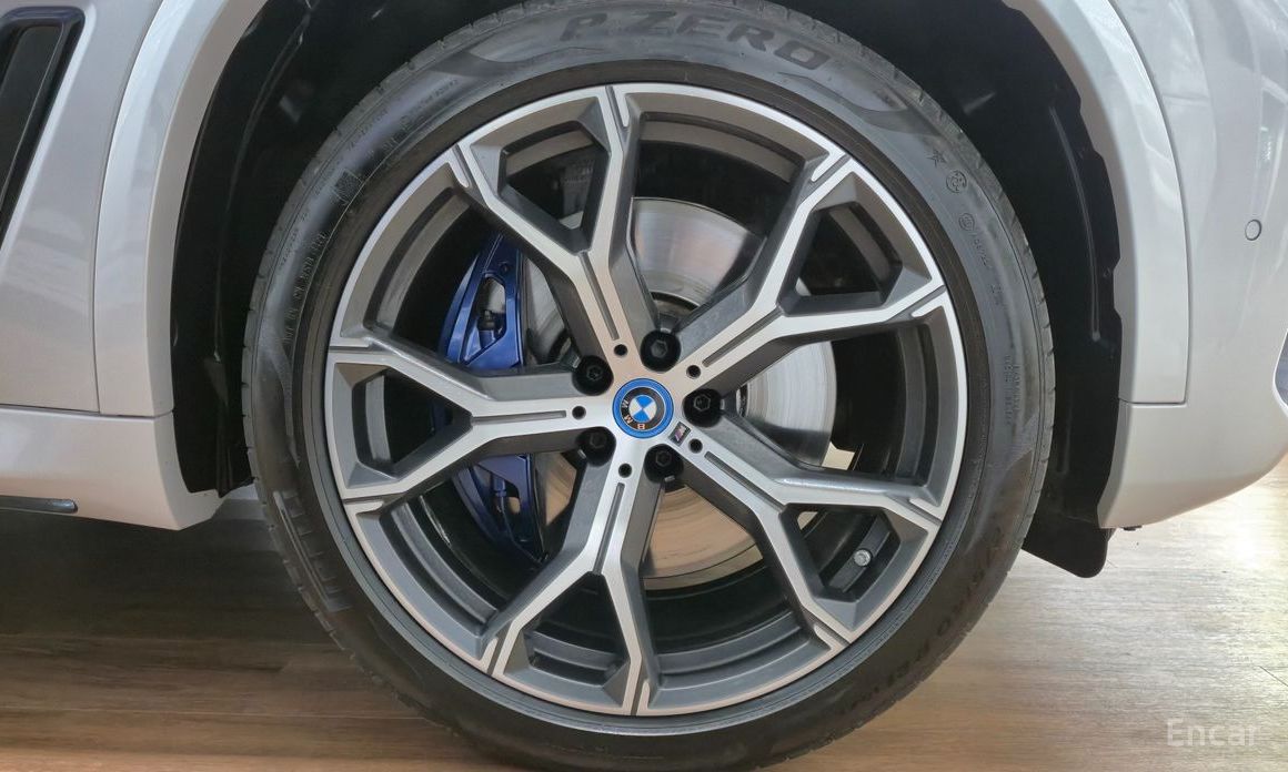 2022 BMW X5 IV (G05/G18) xDrive 45e M Sport с пробегом 83 850 км