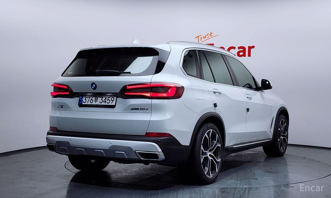 2022 BMW X5 IV (G05/G18) xDrive 30d xLine с пробегом 66 633 км