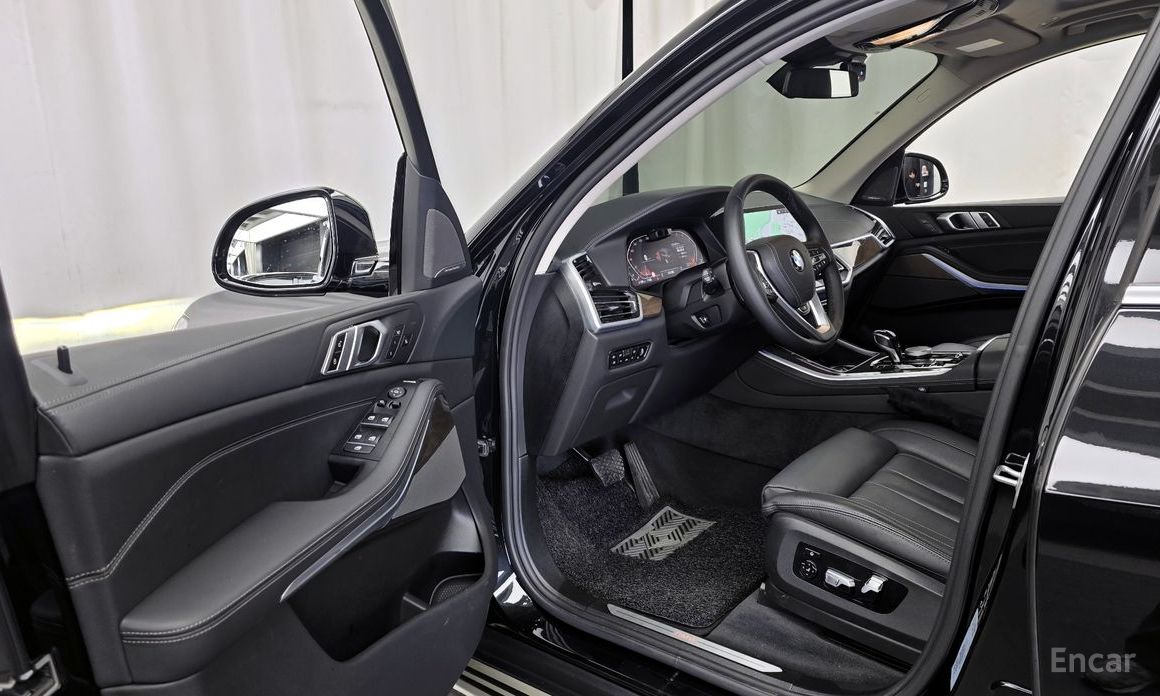 2021 BMW X5 IV (G05/G18) xDrive 40i xLine с пробегом 40 532 км