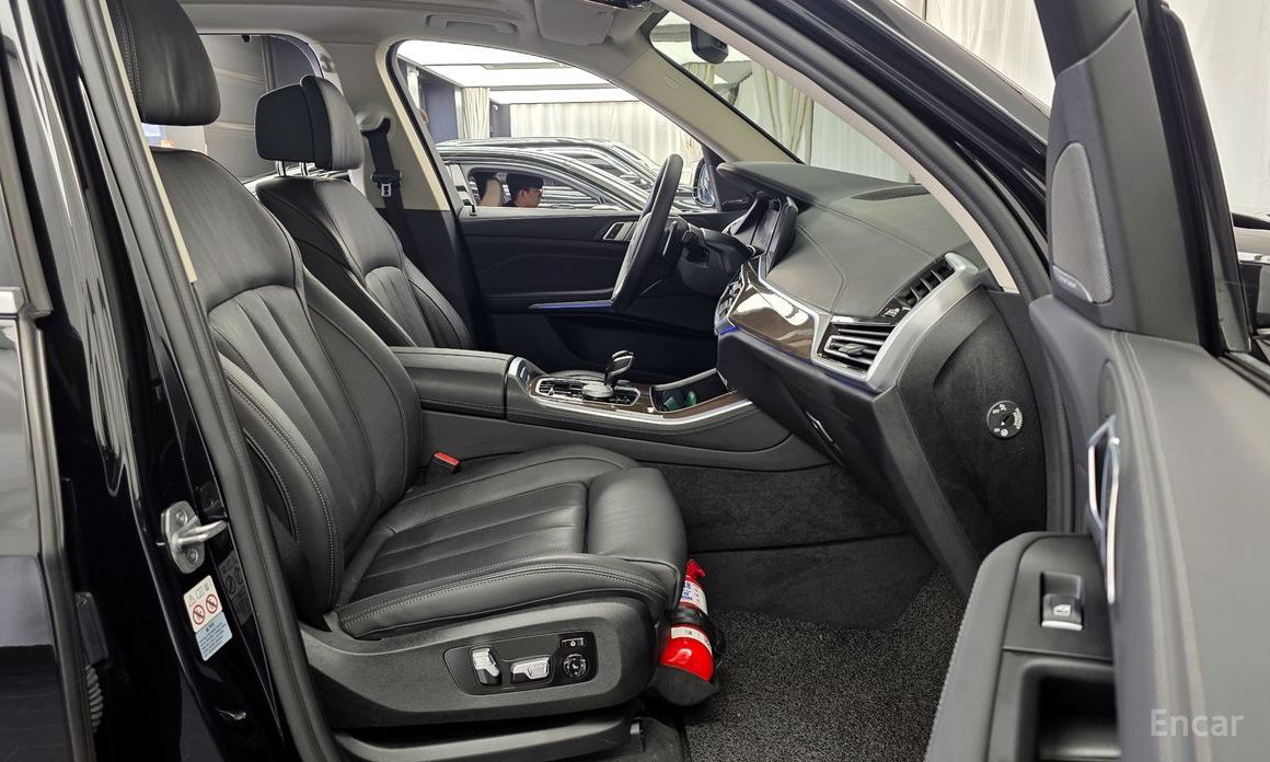 2021 BMW X5 IV (G05/G18) xDrive 40i xLine с пробегом 40 532 км
