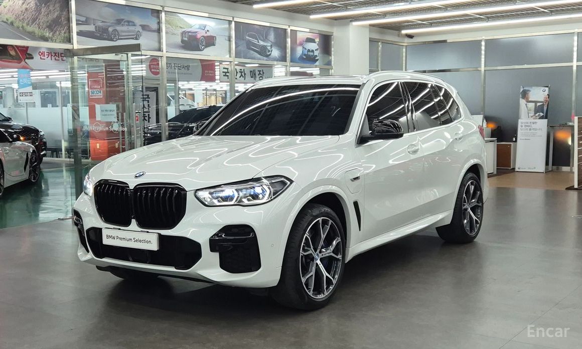 2022 BMW X5 IV (G05/G18) xDrive 45e M Sport с пробегом 83 850 км