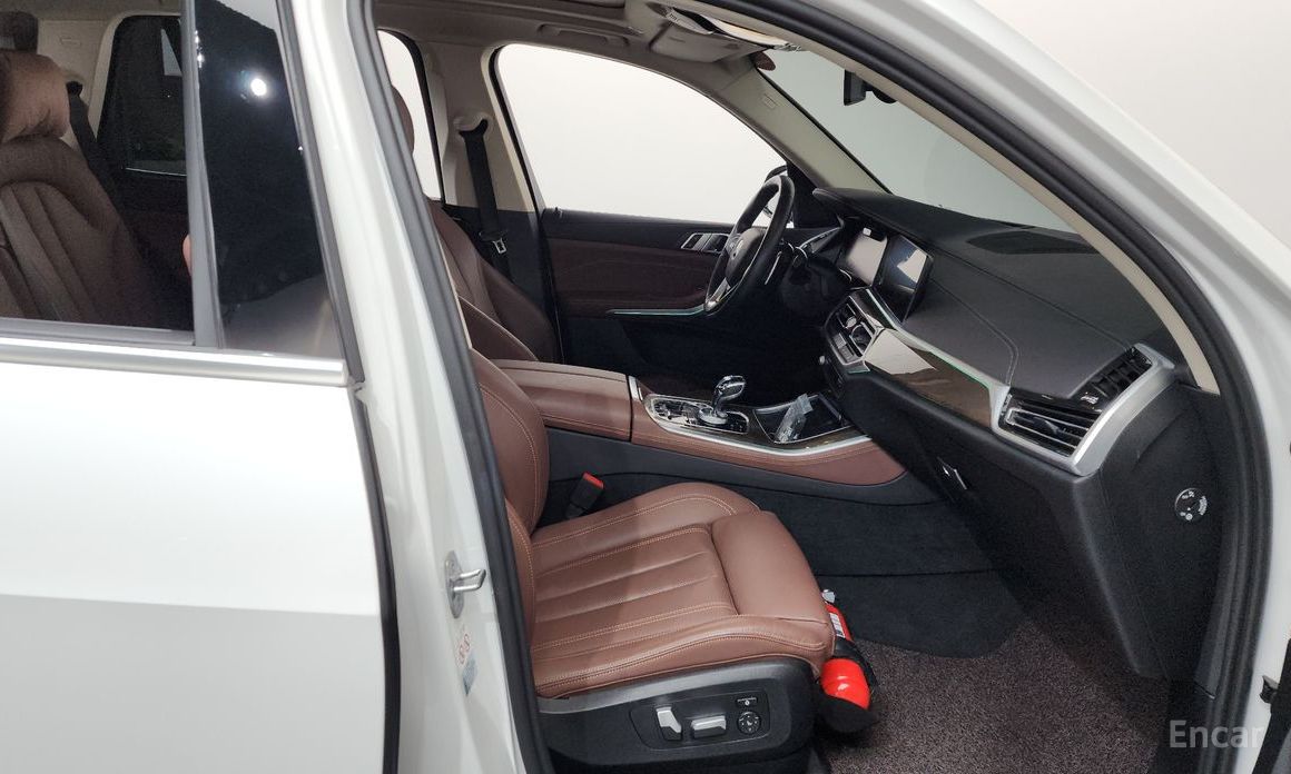 2022 BMW X5 IV (G05/G18) xDrive 30d xLine с пробегом 66 633 км