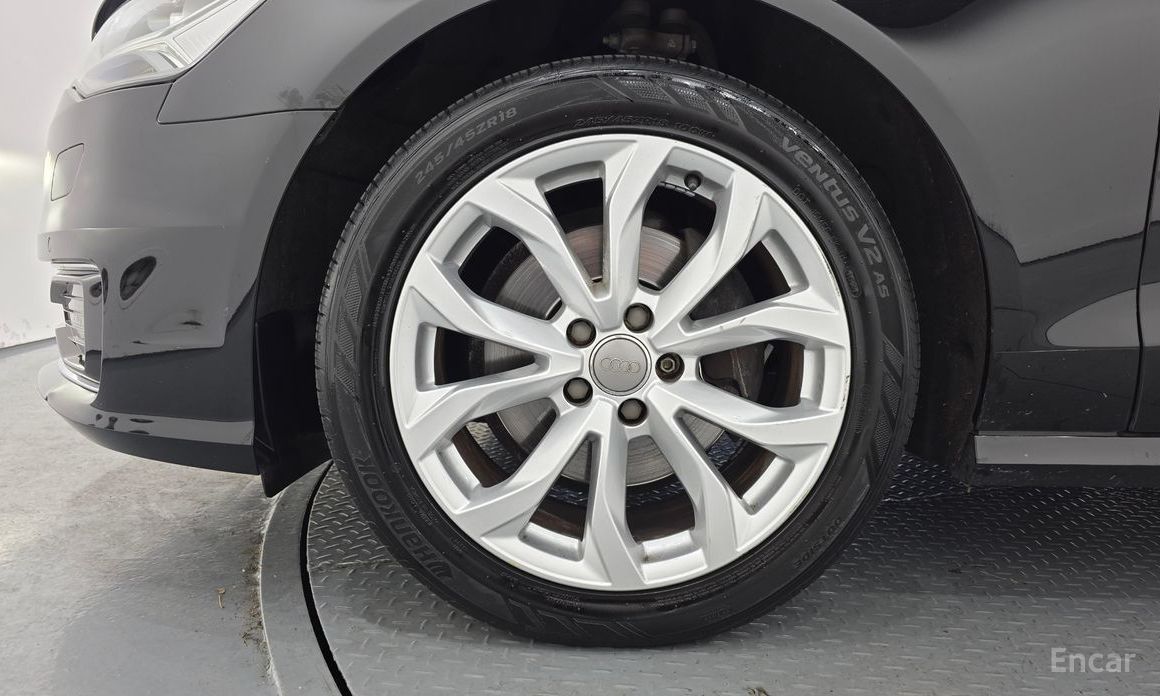 2015 Audi A6 IV (C7) Рестайлинг 35 TDI Premium C7 с пробегом 102 459 км