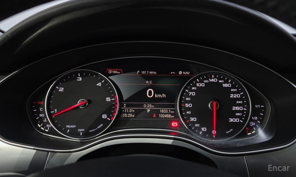 2015 Audi A6 IV (C7) Рестайлинг 35 TDI Premium C7 с пробегом 102 459 км