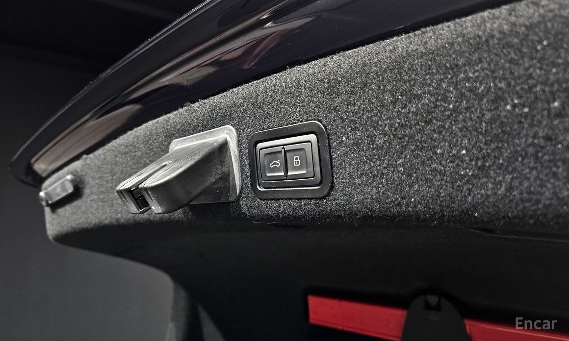2018 Audi A6 IV (C7) Рестайлинг 40 TFSI Premium C7 с пробегом 64 476 км