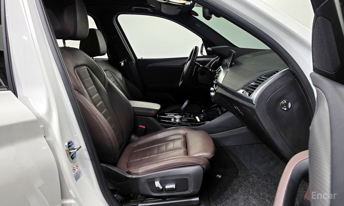 2021 BMW X3 III (G01) xDrive 20i M sports Online Exclusive Edition с пробегом 54 064 км