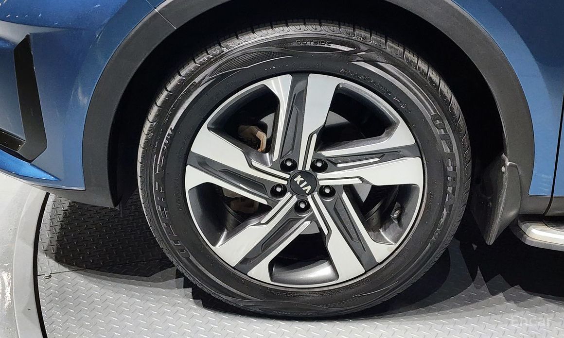 2021 Kia Sorento IV HEV 1.6 2WD Gravity с пробегом 54 148 км