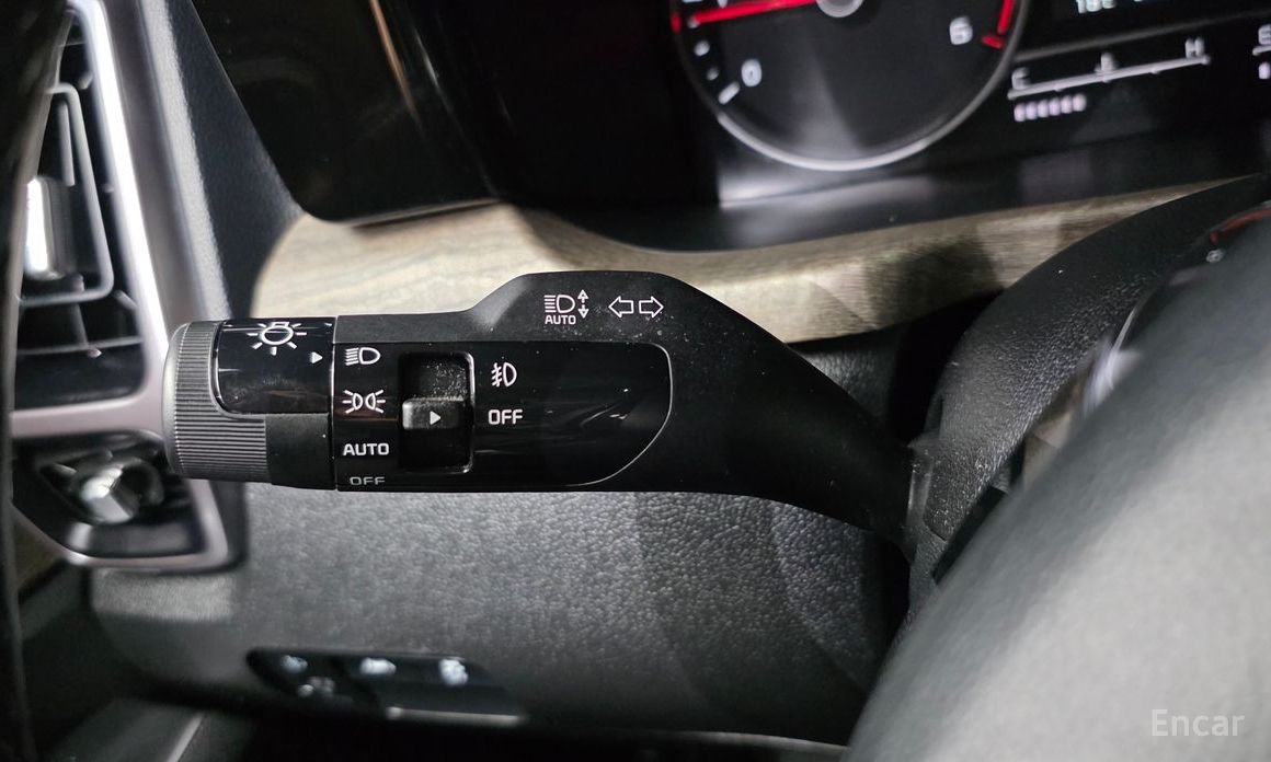 2022 Kia Sorento IV Diesel 2.2 2WD Trendy с пробегом 51 413 км