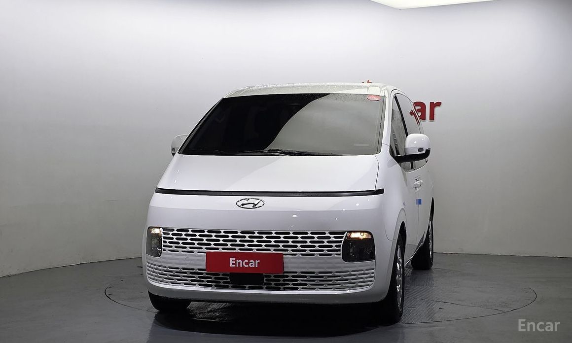 2022 Hyundai Staria  disability support car с пробегом 65 970 км