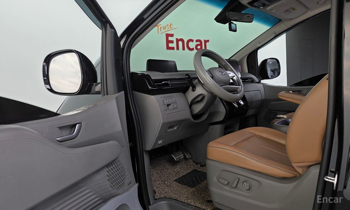 2021 Hyundai Staria  Lounge 9-Seater Inspiration с пробегом 79 755 км
