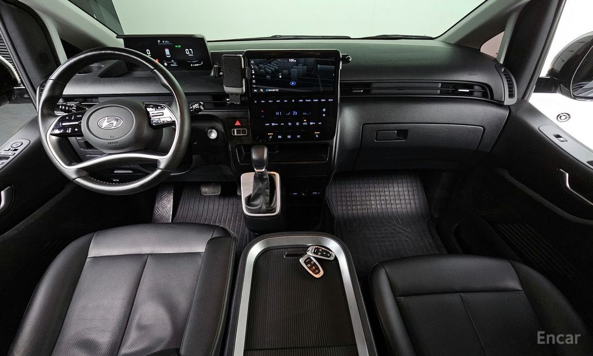 2022 Hyundai Staria  Cargo 5-Seater Modern с пробегом 104 624 км