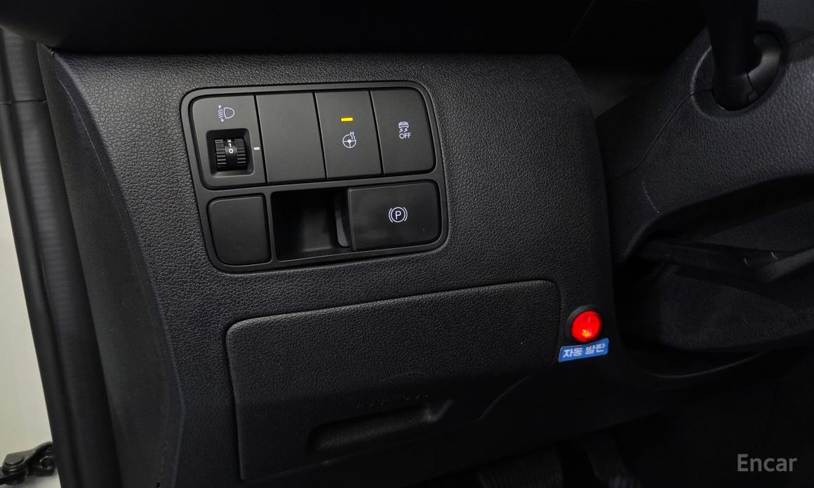 2022 Hyundai Staria  disability support car с пробегом 65 970 км
