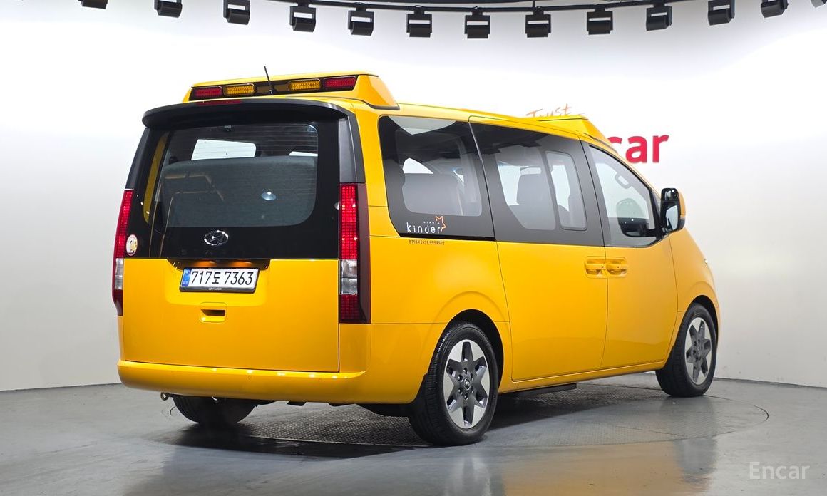 2021 Hyundai Staria  L3.5  Kinder Safety Car 15-Seater с пробегом 53 232 км
