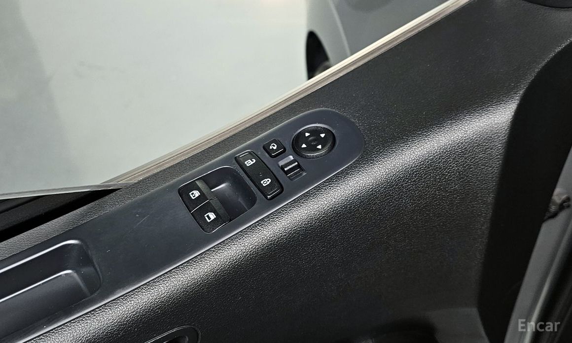 2022 Hyundai Staria  Cargo 5-Seater Modern с пробегом 104 624 км