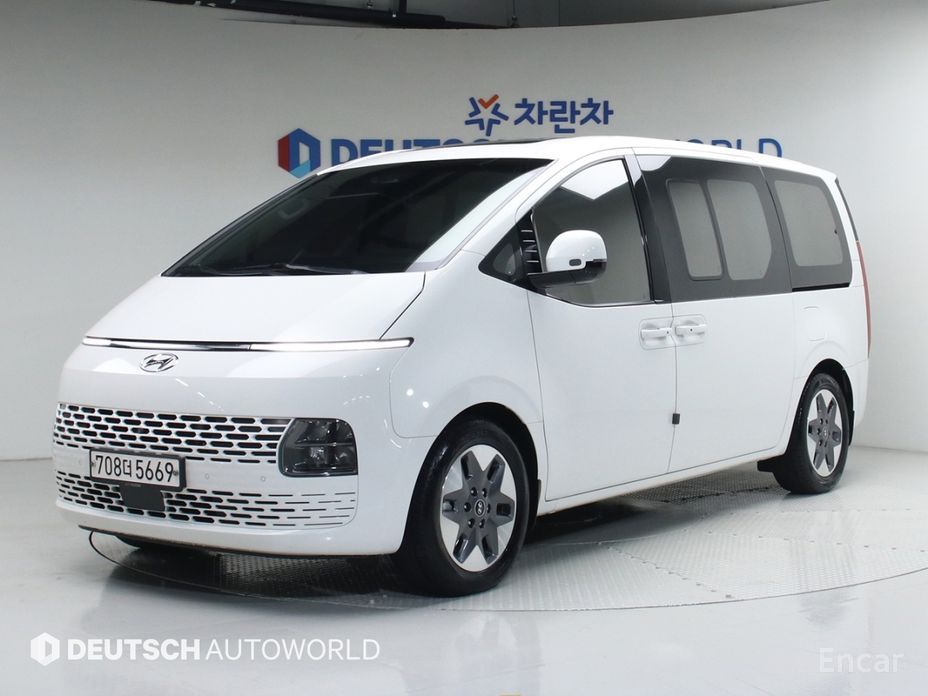 2021 Hyundai Staria  Tourer 11-Seater Modern с пробегом 66 840 км