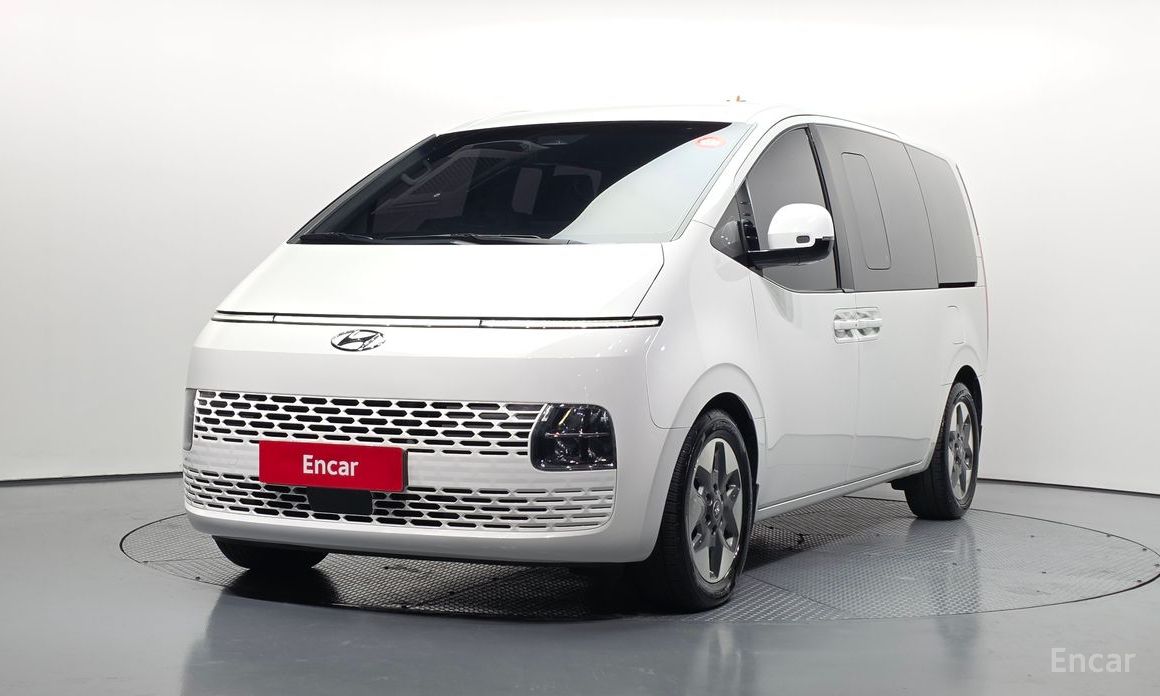 2021 Hyundai Staria  4WD Tourer 9-Seater Modern с пробегом 92 761 км