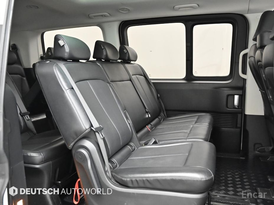 2021 Hyundai Staria  Tourer 11-Seater Modern с пробегом 66 840 км