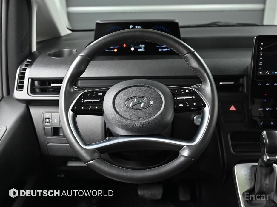 2021 Hyundai Staria  Tourer 11-Seater Modern с пробегом 66 840 км