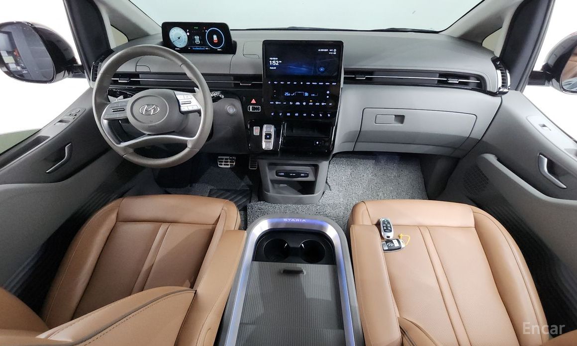 2021 Hyundai Staria  4WD Lounge 9-Seater Inspiration с пробегом 30 547 км