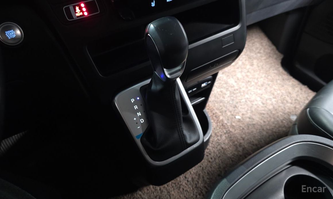 2021 Hyundai Staria  Cargo 5-Seater Modern с пробегом 96 315 км