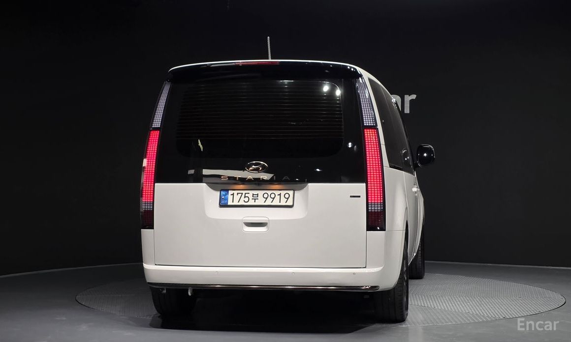 2021 Hyundai Staria  4WD Lounge 9-Seater Inspiration с пробегом 100 479 км