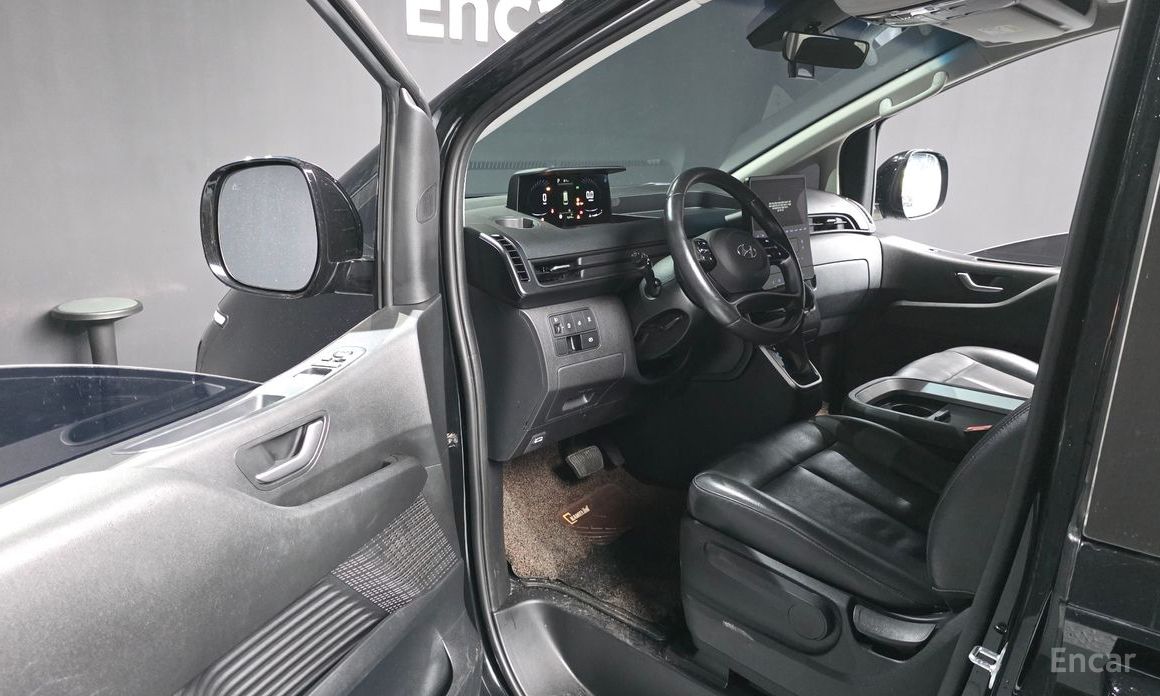 2021 Hyundai Staria  Cargo 5-Seater Modern с пробегом 96 315 км