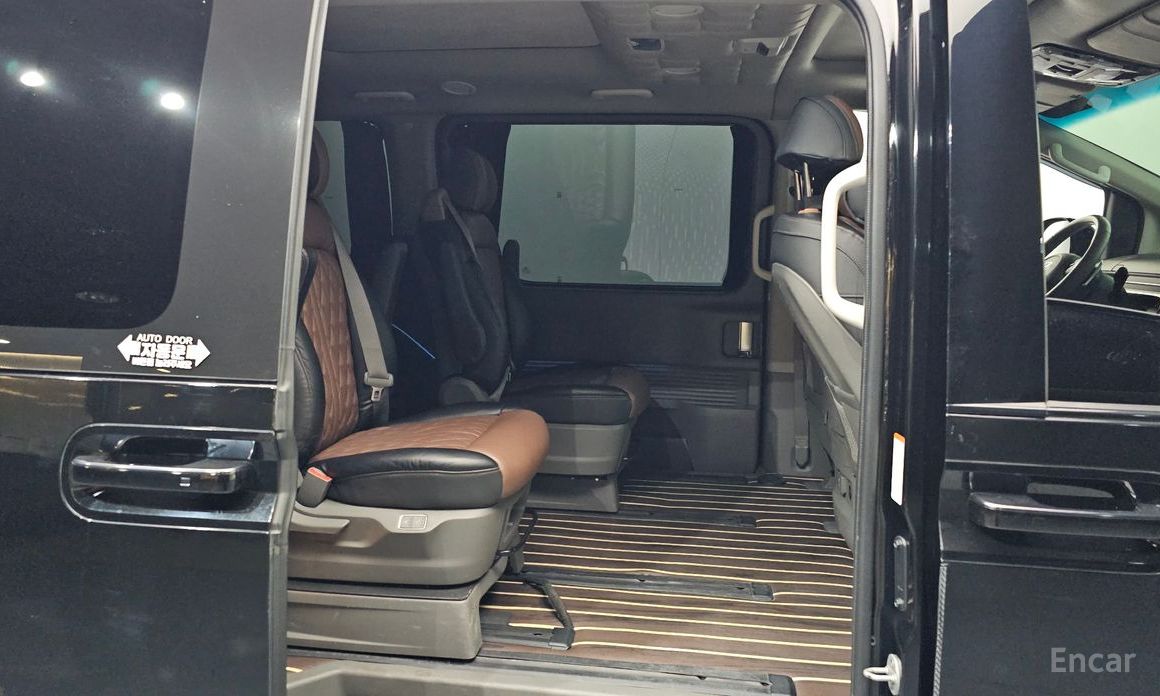 2021 Hyundai Staria  4WD Lounge 9-Seater Inspiration с пробегом 136 333 км