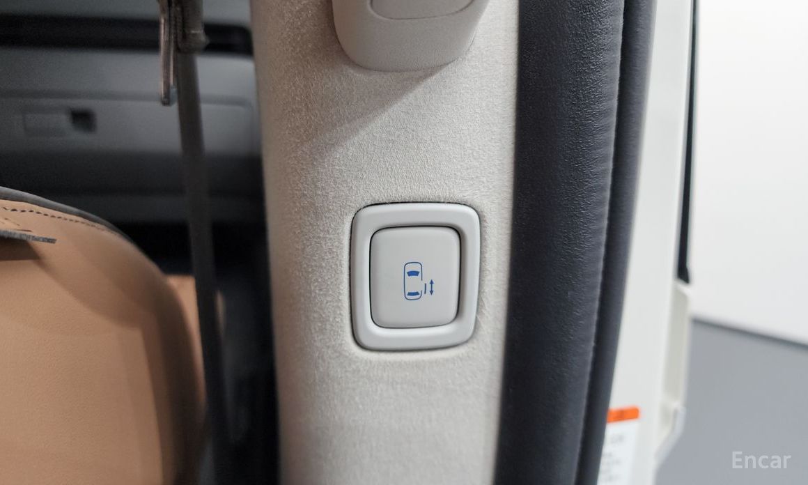 2021 Hyundai Staria  4WD Lounge 9-Seater Inspiration с пробегом 30 547 км