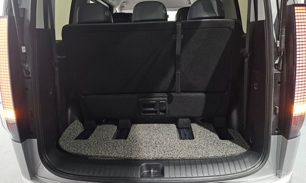 2022 Hyundai Staria  Lounge 7-Seater Inspiration с пробегом 51 790 км