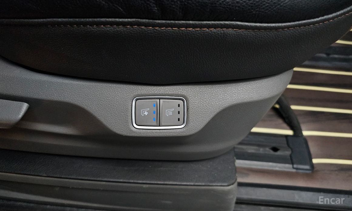 2021 Hyundai Staria  4WD Lounge 9-Seater Inspiration с пробегом 136 333 км