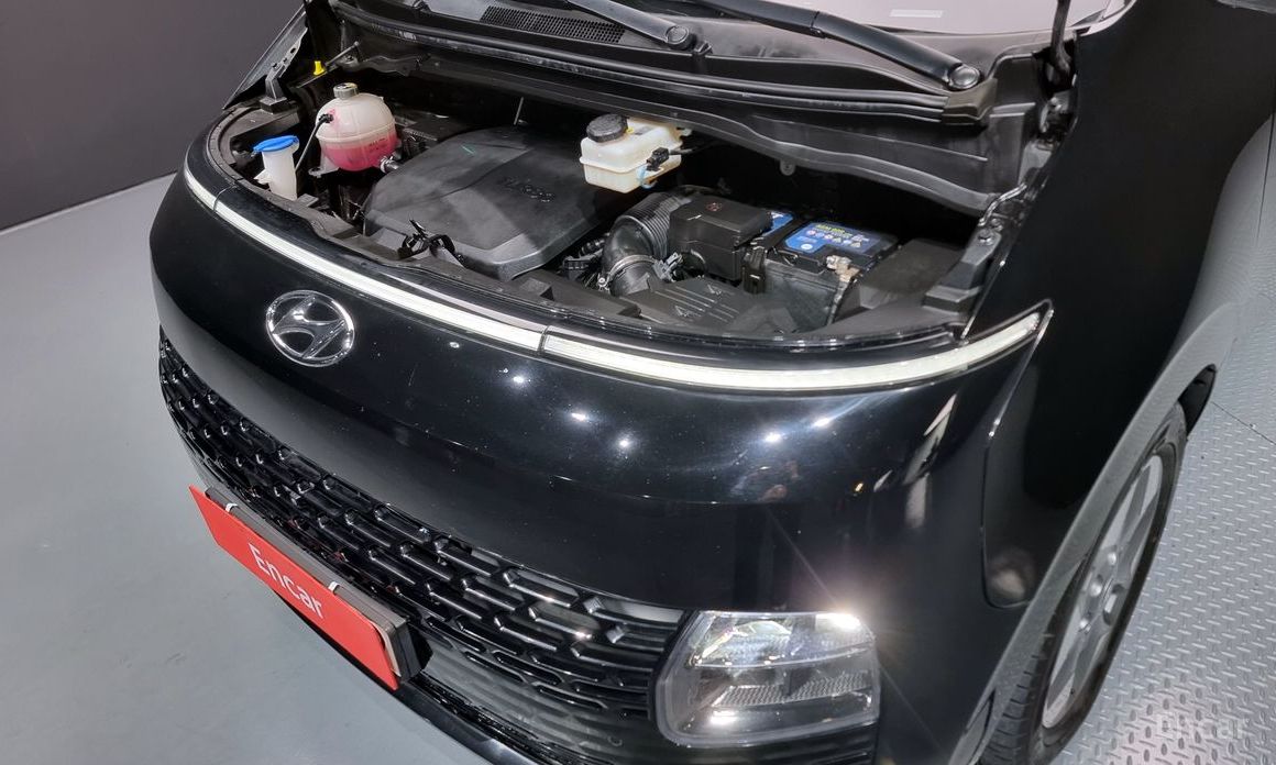 2022 Hyundai Staria  Tourer 9-Seater Modern с пробегом 69 974 км