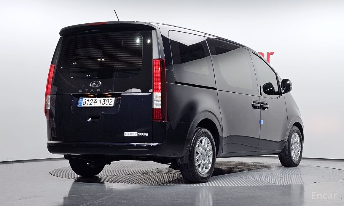 2022 Hyundai Staria  Cargo 3-Seater Modern с пробегом 31 213 км