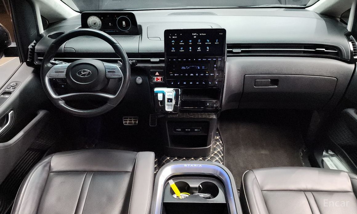2021 Hyundai Staria  4WD Lounge 7-Seater Inspiration с пробегом 110 969 км