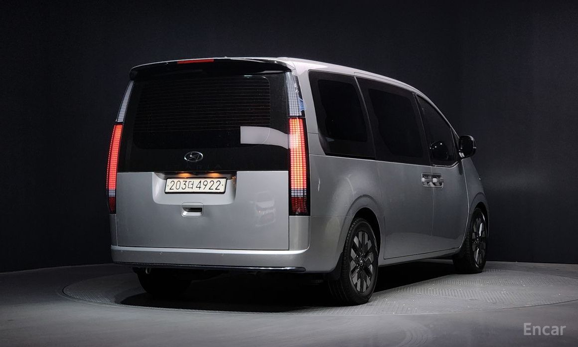 2021 Hyundai Staria  Lounge 9-Seater Prestige с пробегом 98 927 км