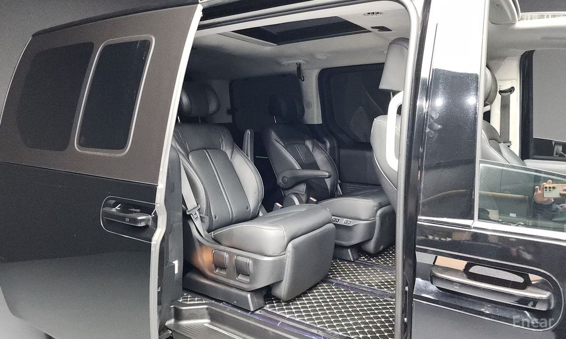 2021 Hyundai Staria  4WD Lounge 7-Seater Inspiration с пробегом 110 969 км