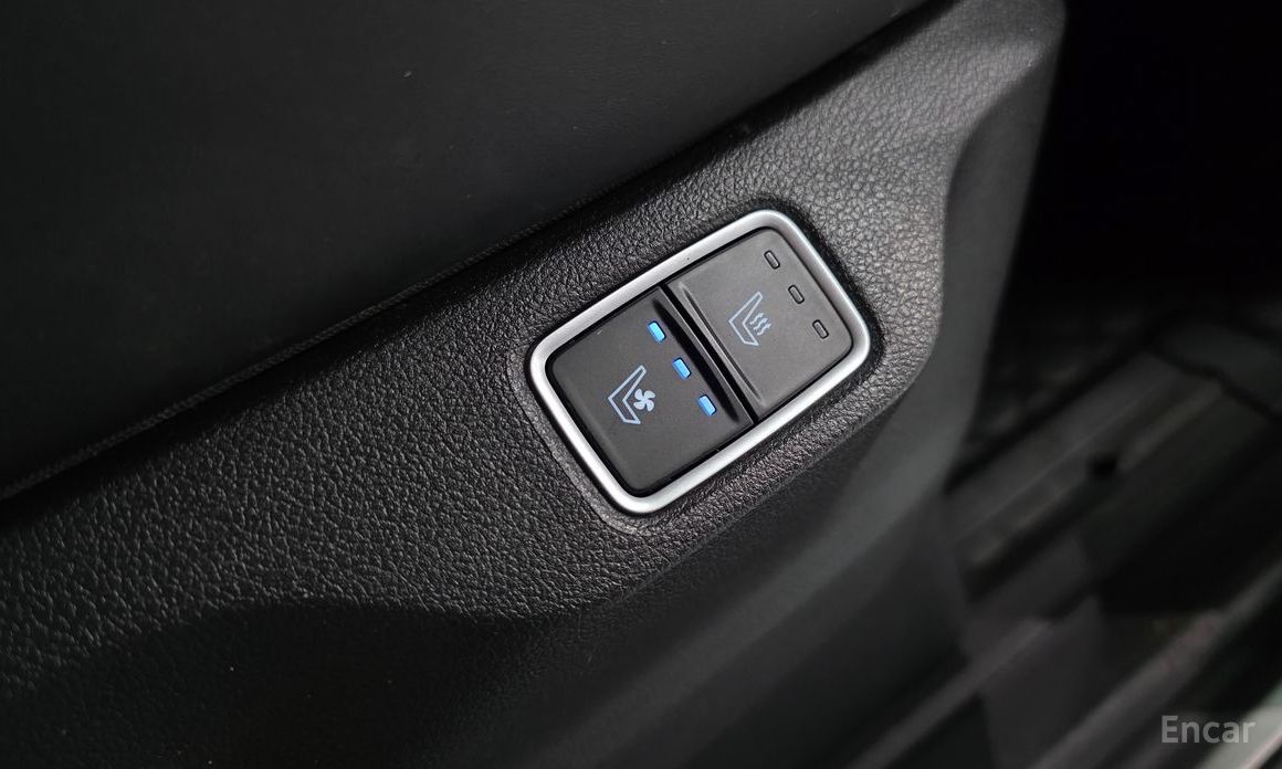 2021 Hyundai Staria  4WD Lounge 9-Seater Inspiration с пробегом 100 479 км