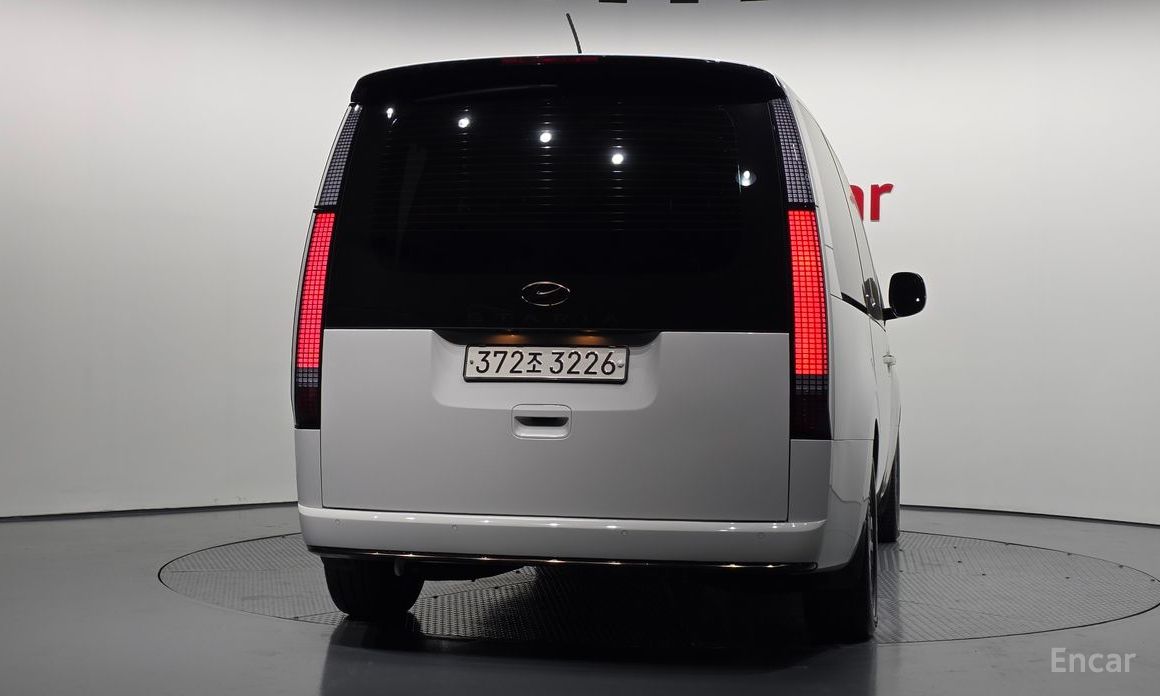 2021 Hyundai Staria  Lounge 9-Seater Prestige с пробегом 39 581 км