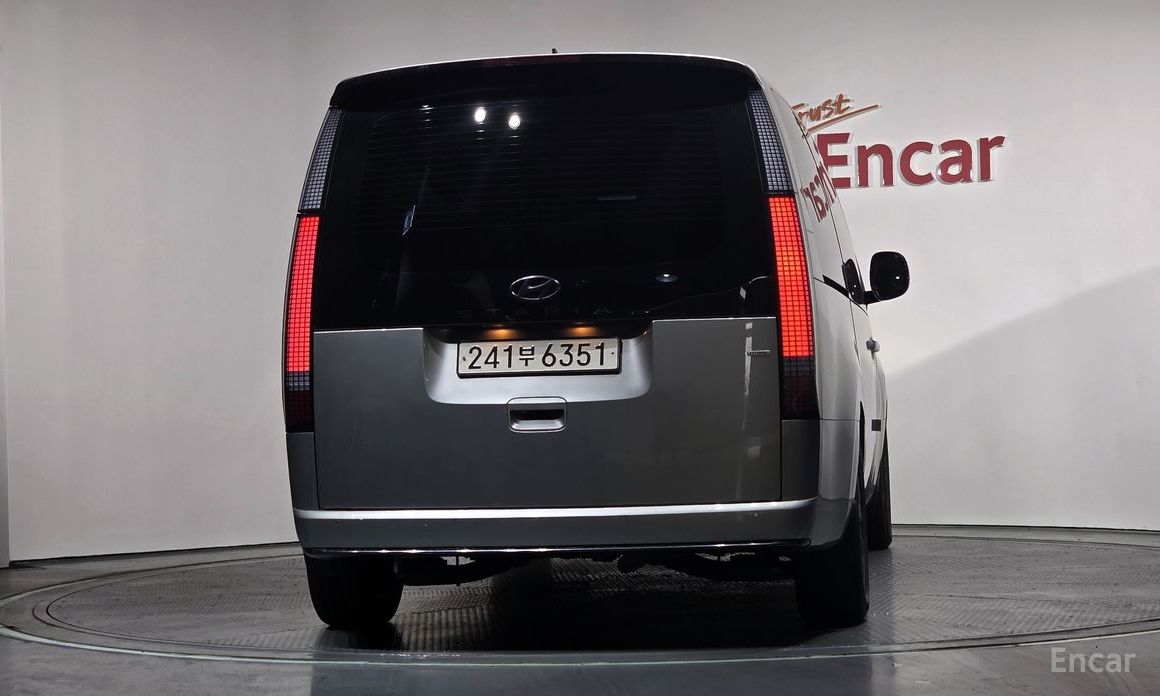 2022 Hyundai Staria  4WD Lounge 9-Seater Prestige с пробегом 77 875 км