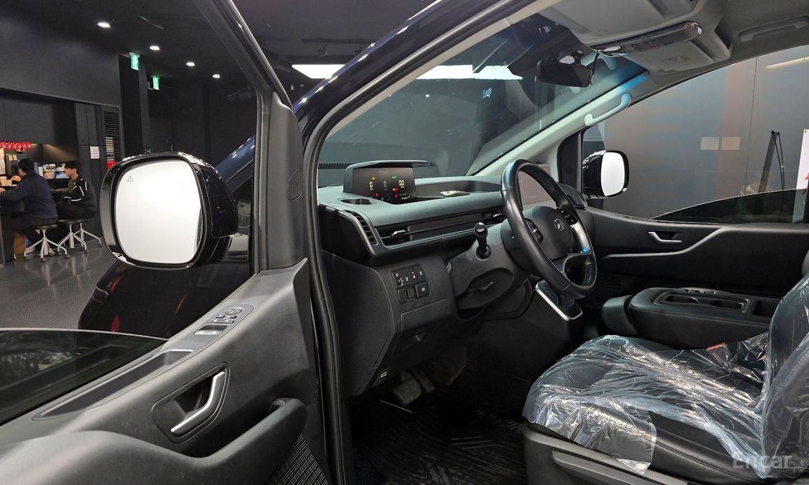 2022 Hyundai Staria  Cargo 3-Seater Modern с пробегом 31 213 км
