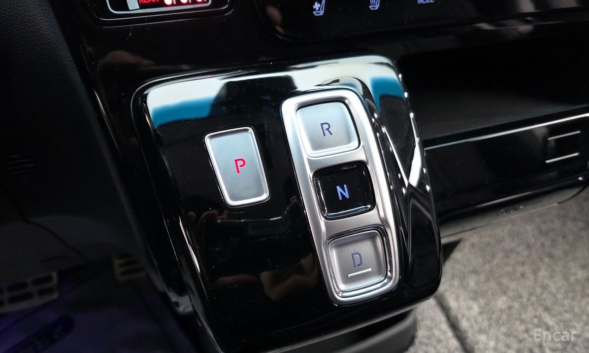 2021 Hyundai Staria  Lounge 9-Seater Prestige с пробегом 39 581 км
