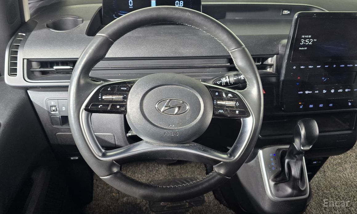 2021 Hyundai Staria  Cargo 3-Seater Modern с пробегом 45 562 км