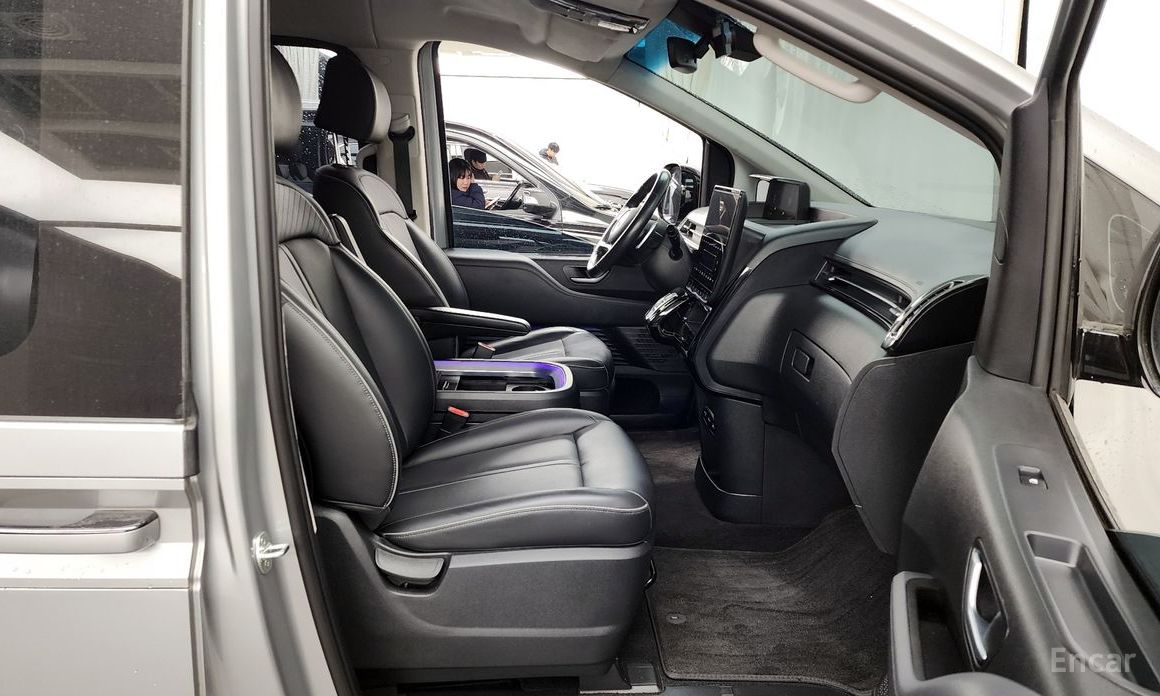 2021 Hyundai Staria  Lounge 9-Seater Prestige с пробегом 98 927 км