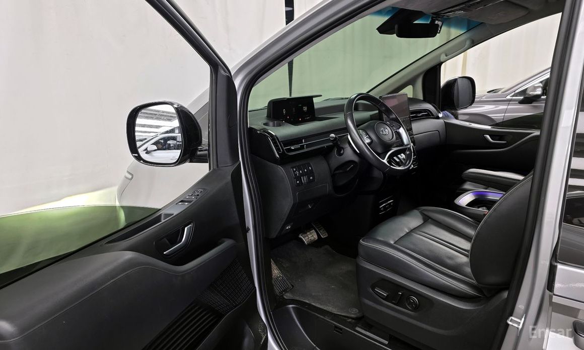 2022 Hyundai Staria  4WD Lounge 9-Seater Prestige с пробегом 77 875 км