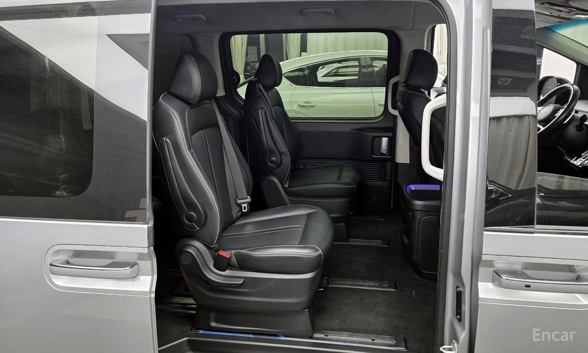 2022 Hyundai Staria  4WD Lounge 9-Seater Prestige с пробегом 77 875 км