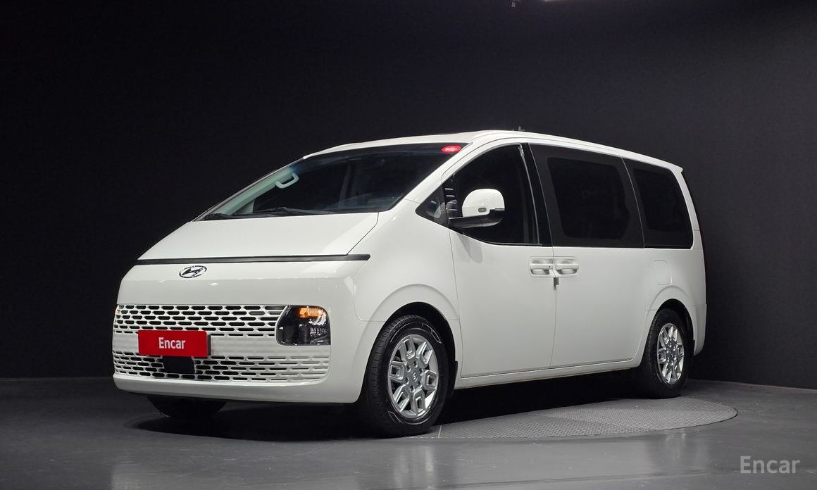 2022 Hyundai Staria  4WD Tourer 11-Seater Modern с пробегом 71 421 км