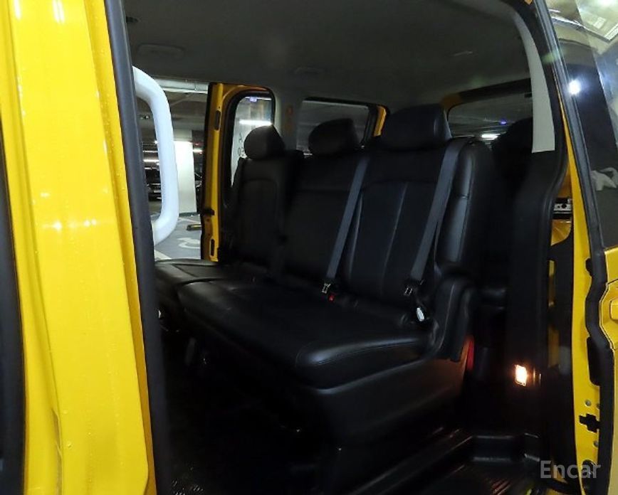 2022 Hyundai Staria  L3.5  Kinder Safety Car 11-Seater с пробегом 52 005 км