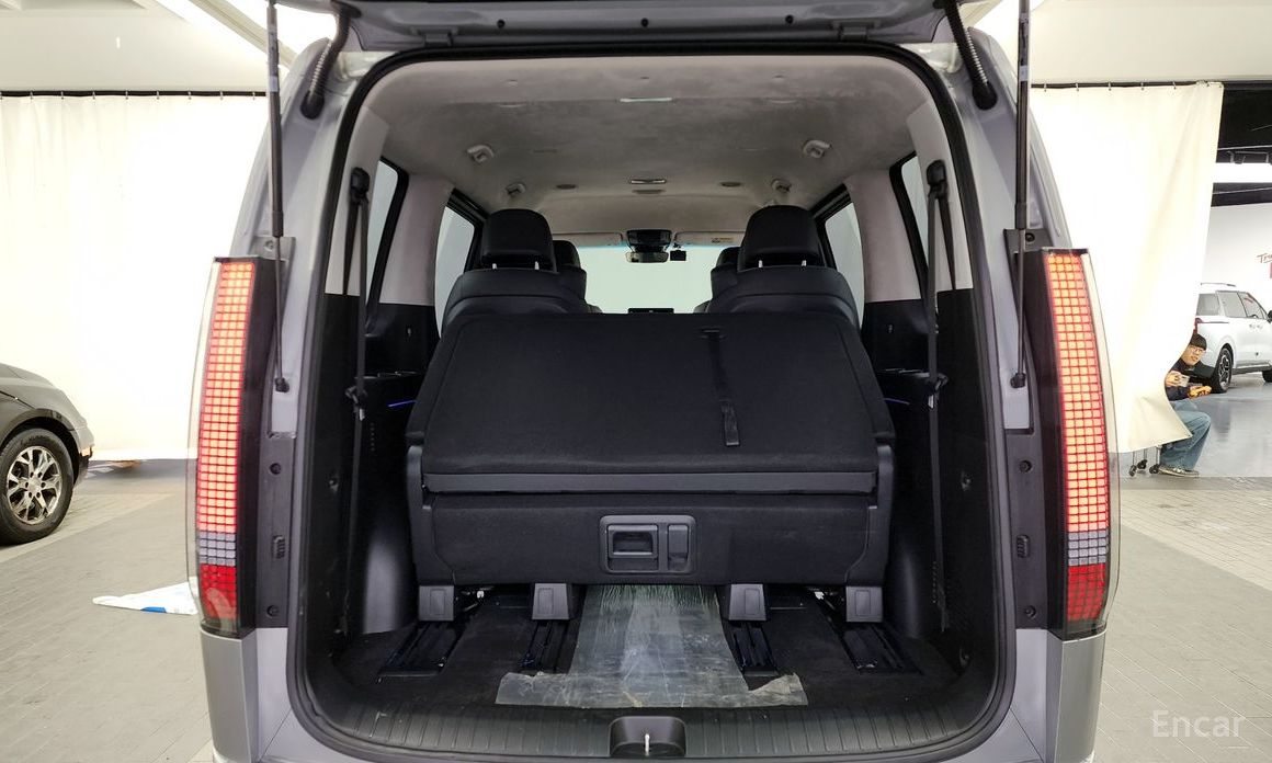 2021 Hyundai Staria  Lounge 9-Seater Prestige с пробегом 98 927 км