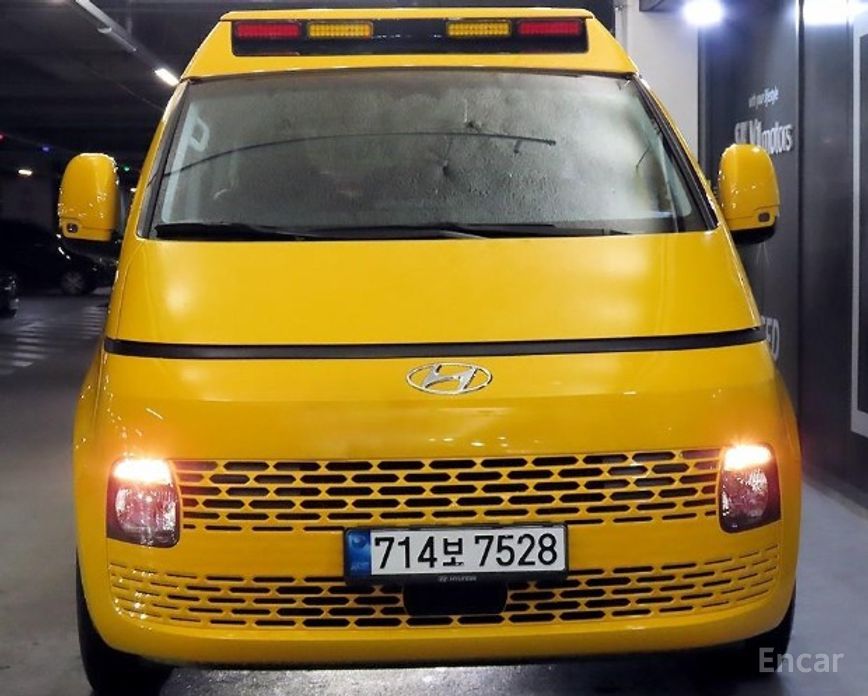 2022 Hyundai Staria  L3.5  Kinder Safety Car 11-Seater с пробегом 52 005 км